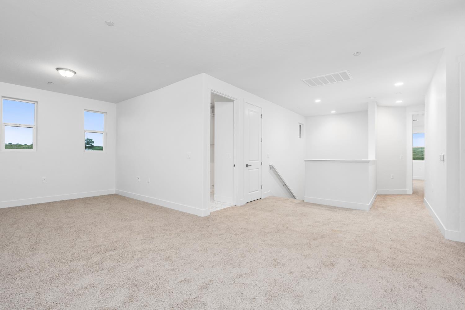 7945 Sierra Ct, Friant, CA 93626
