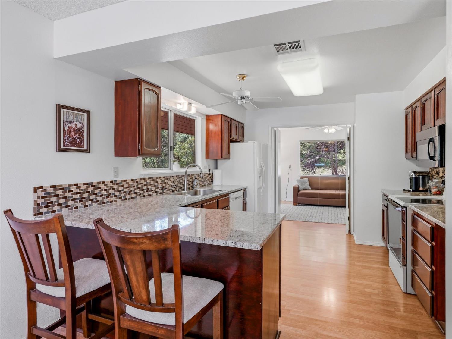 49628 Stillmeadow Dr, Oakhurst, CA 93644