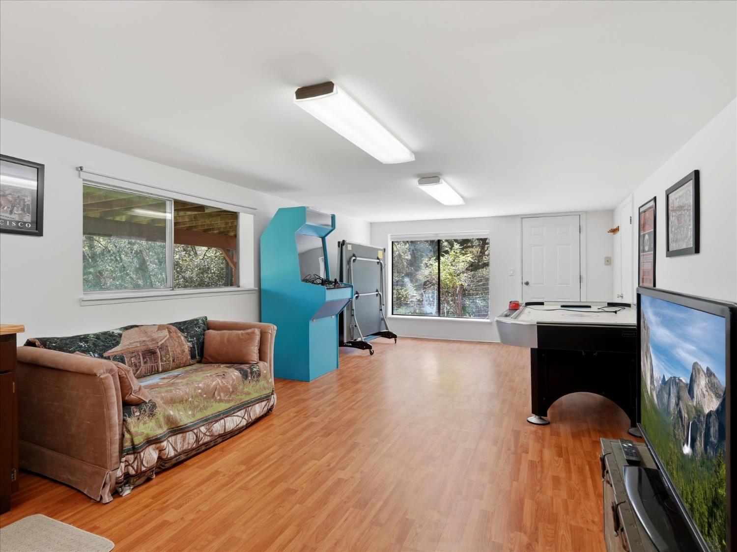 49628 Stillmeadow Dr, Oakhurst, CA 93644