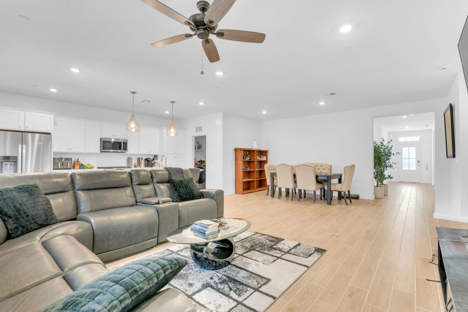 7066 Cheshire Ave, Fresno, CA 93723