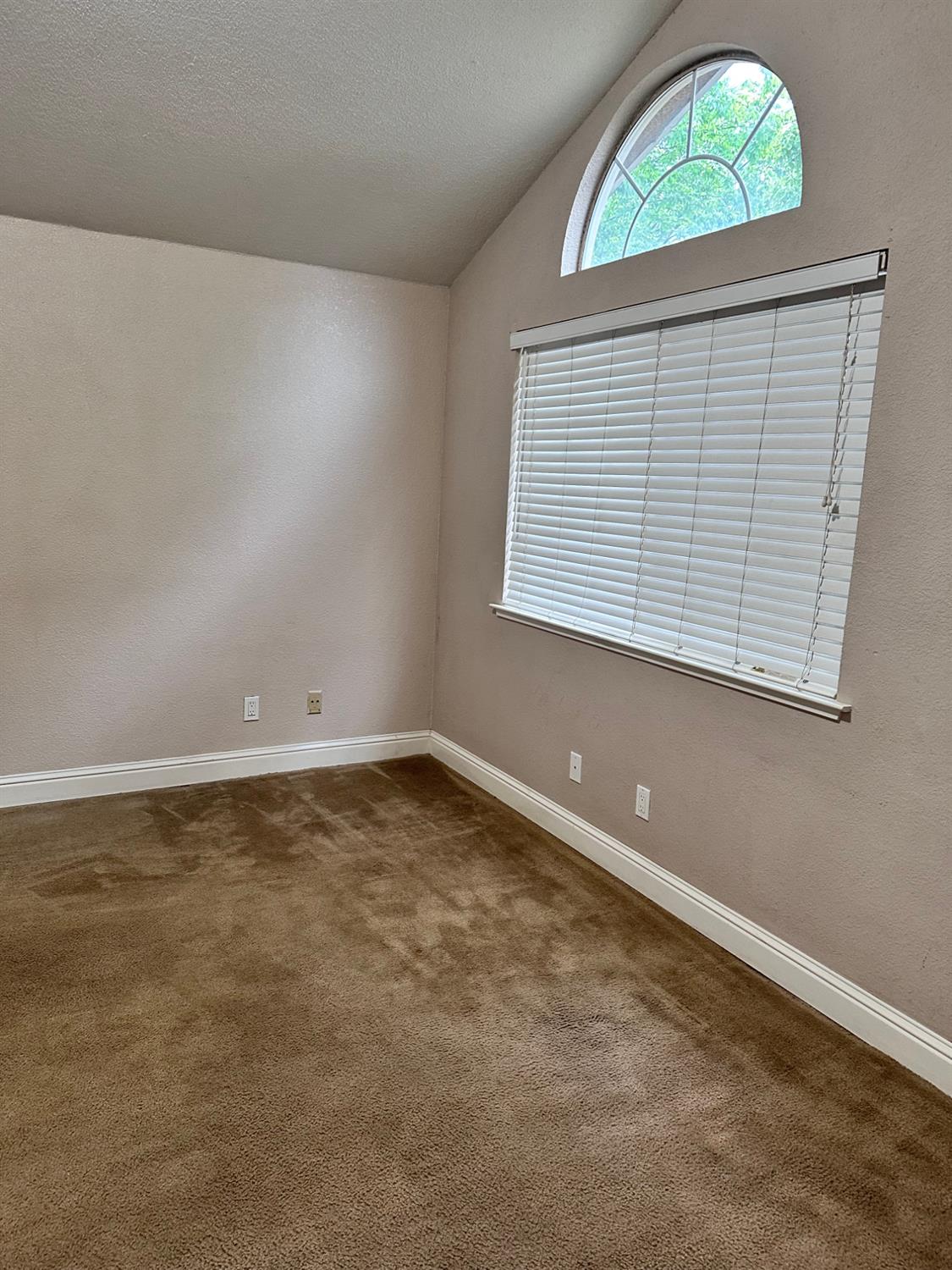 5191 W Fremont, Fresno, CA 93722
