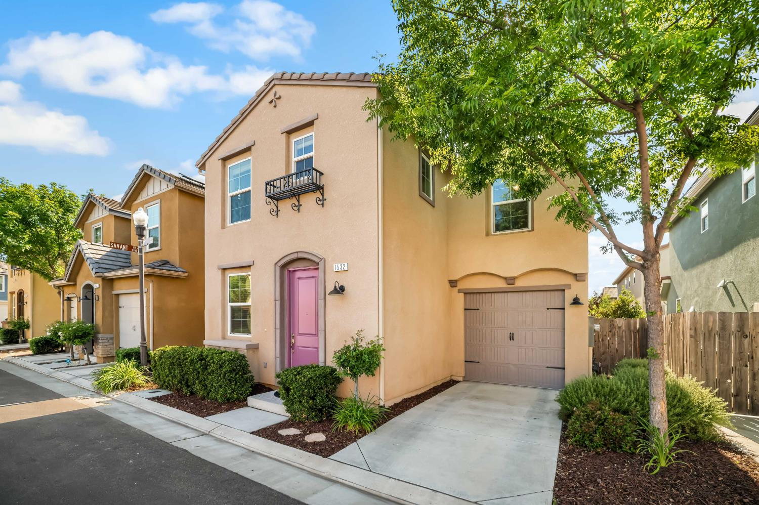 1532 Joy Dr, Clovis, CA 93619