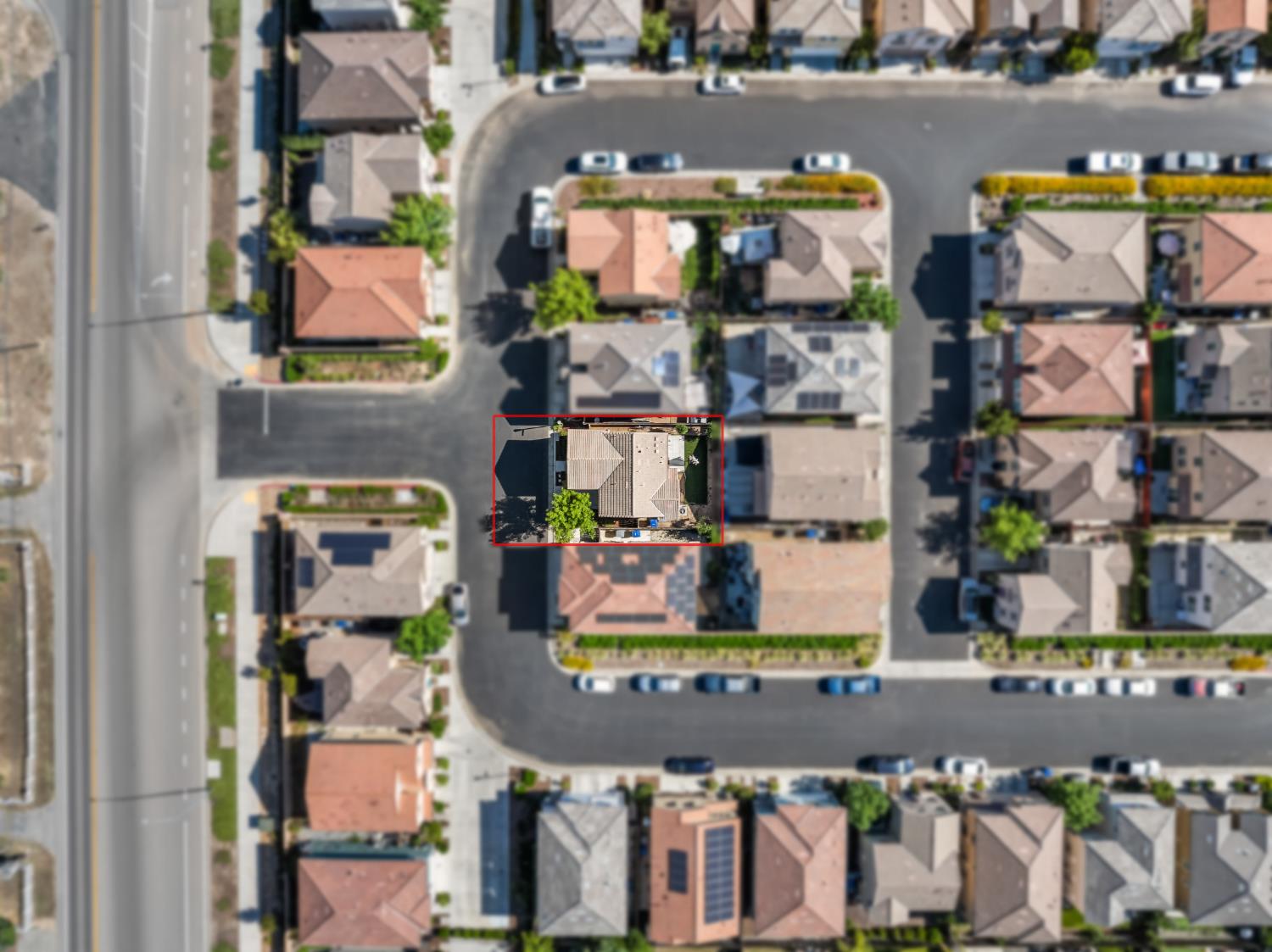1532 Joy Dr, Clovis, CA 93619
