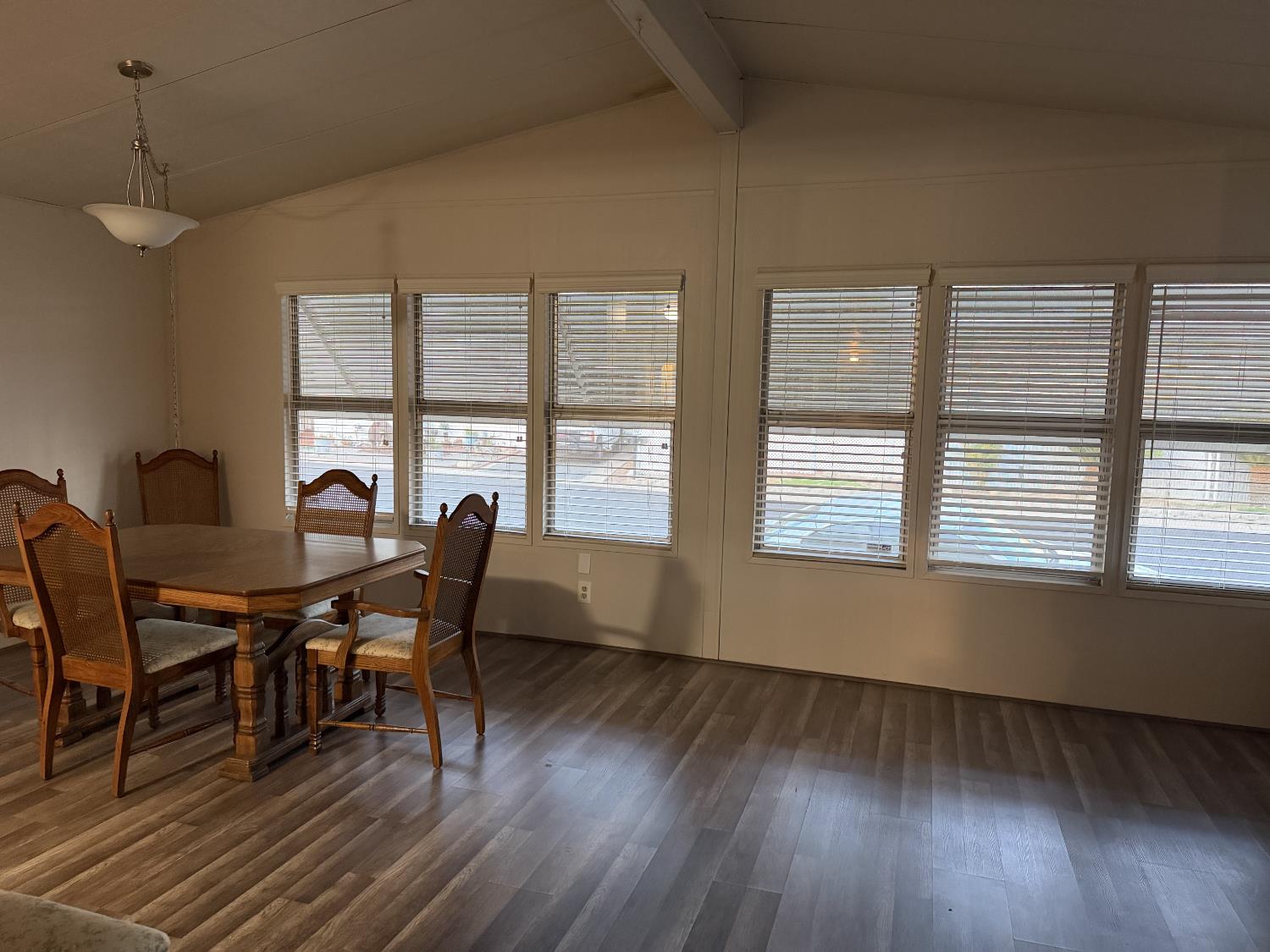 371 Bethel Ave #88, Sanger, CA 93657