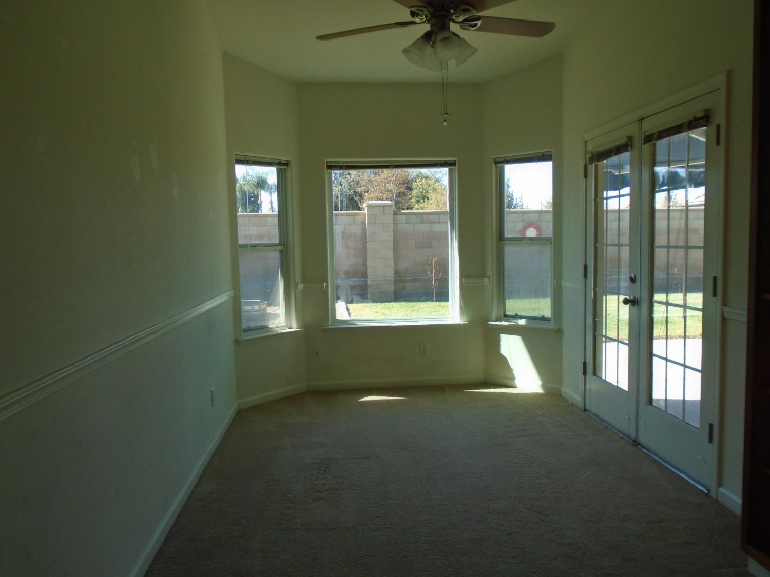 2288 N Arbor Ave, Hanford, CA 93230