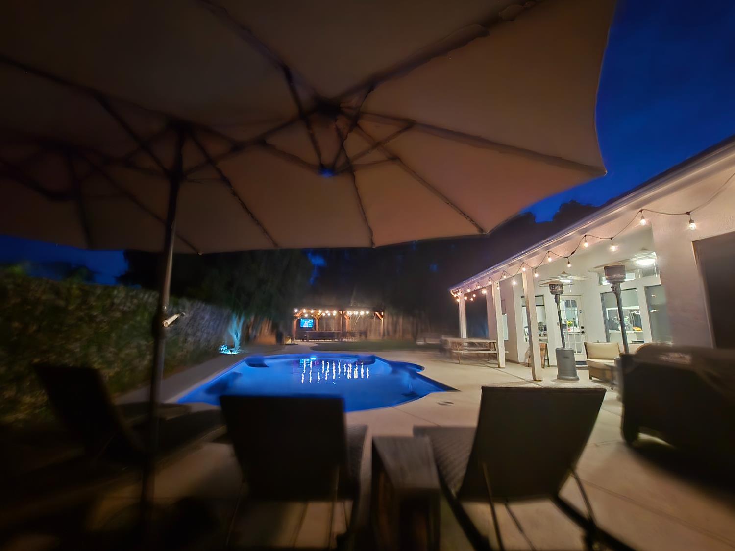 1613 N Dewitt Ave, Clovis, CA 93619