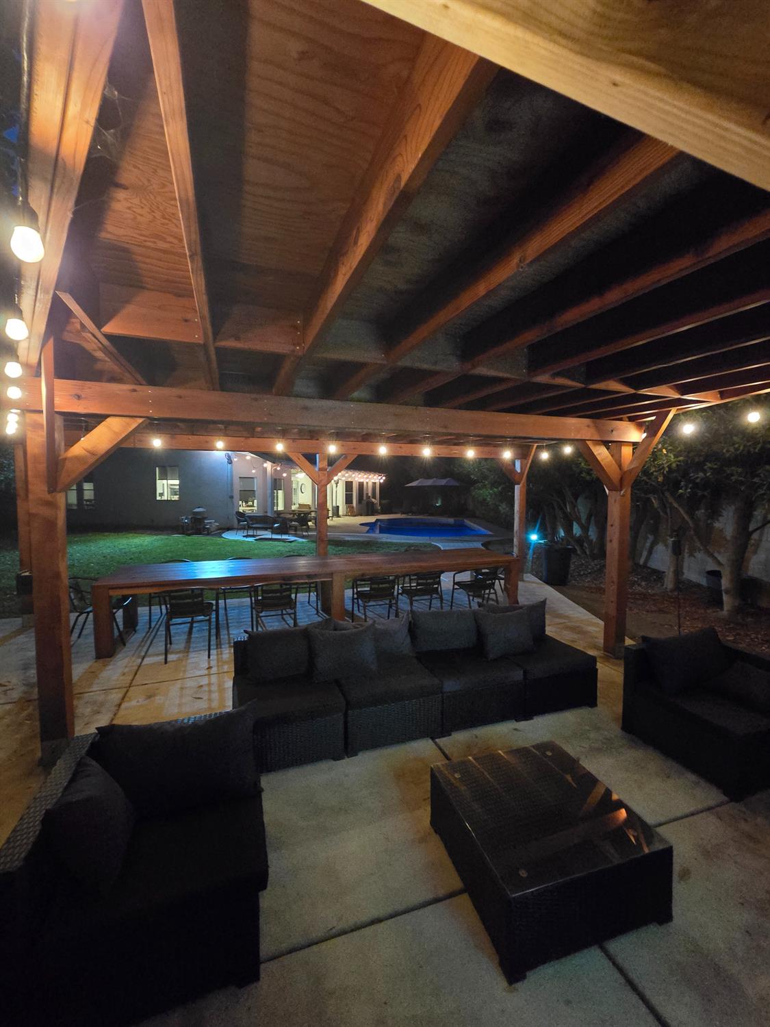 1613 N Dewitt Ave, Clovis, CA 93619