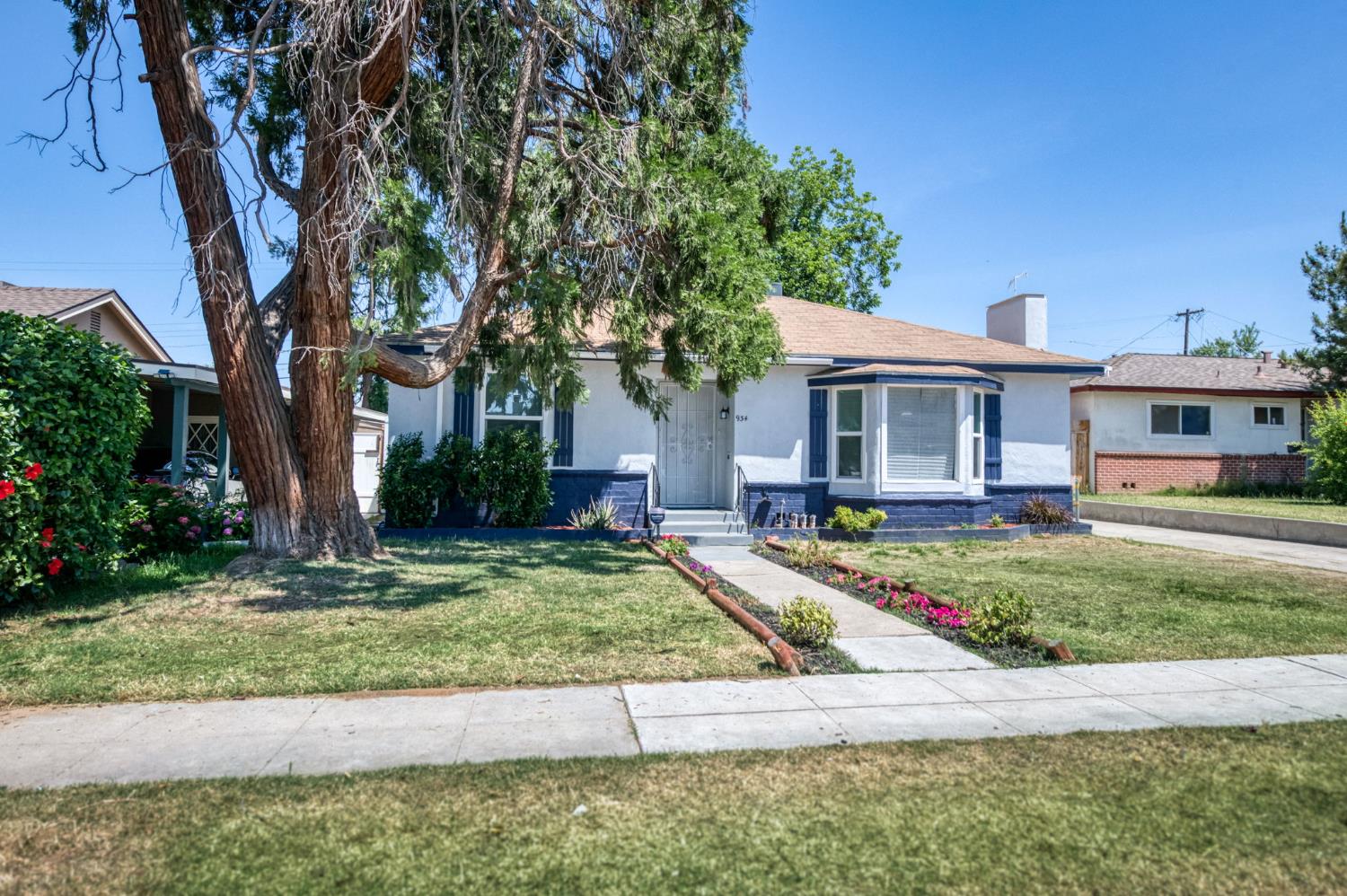934 W Terrace Ave, Fresno, CA 93705