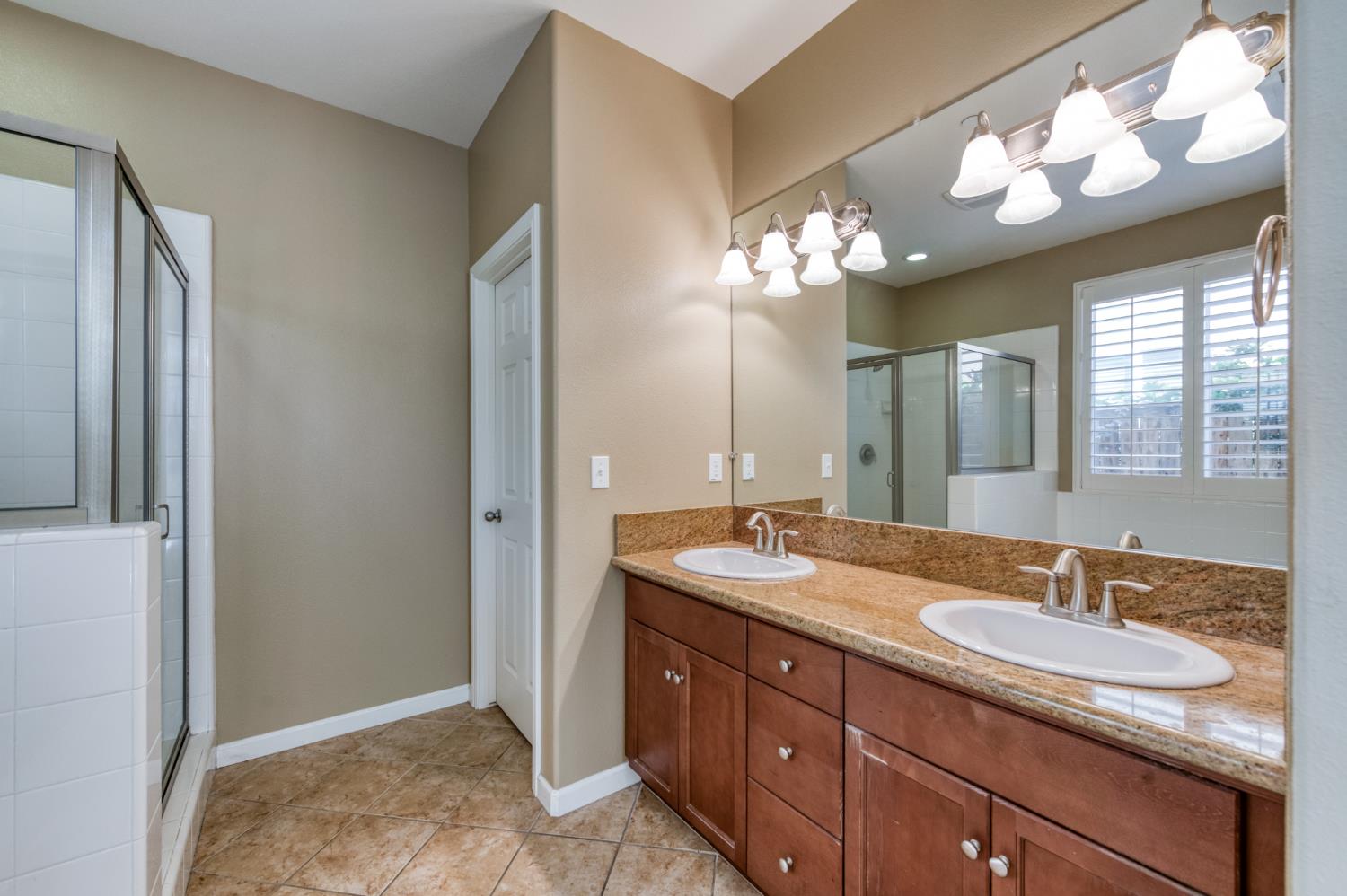 4134 Richmond Ave, Clovis, CA 93619
