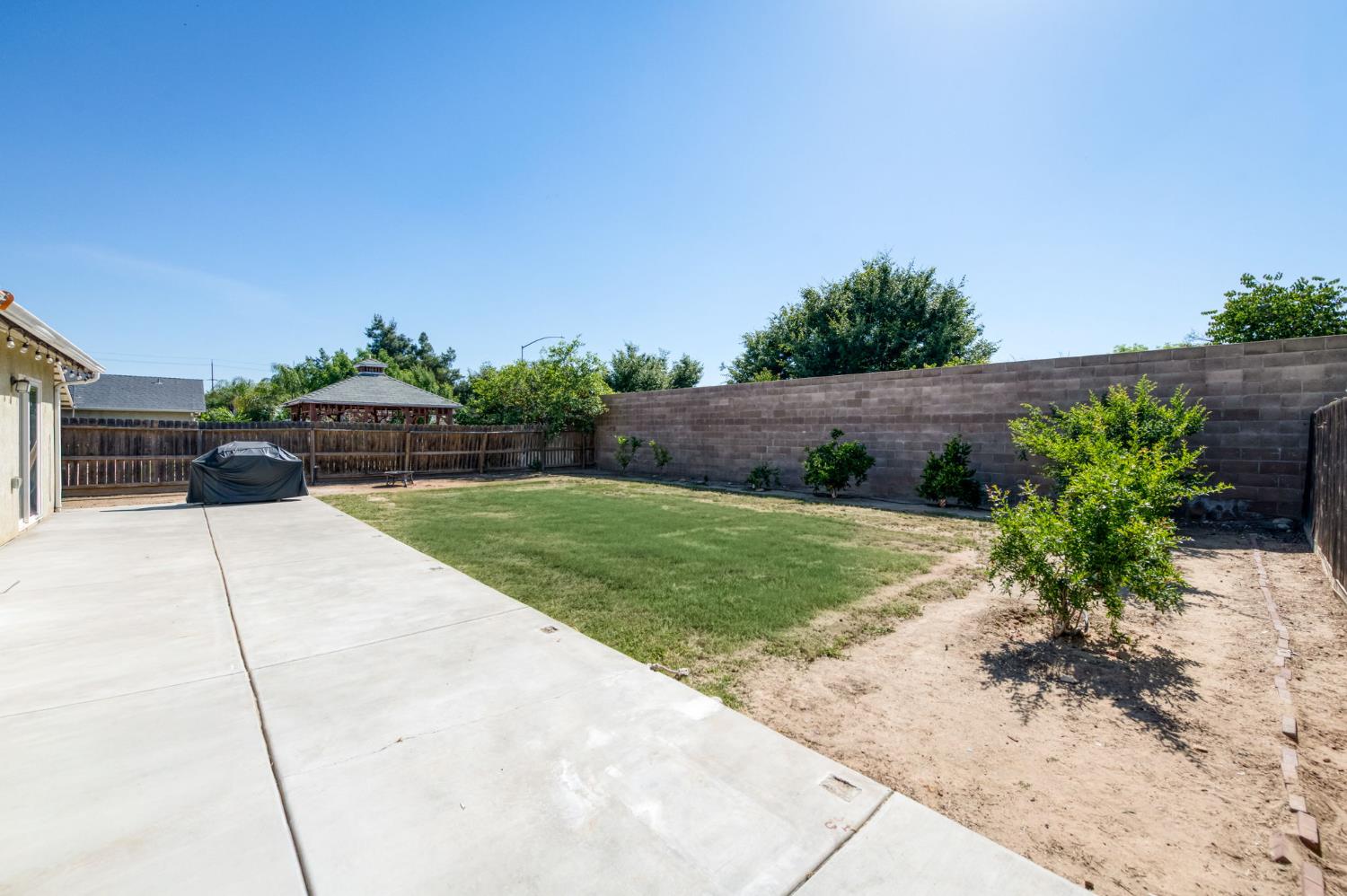 2348 S Judy Ave, Fresno, CA 93727