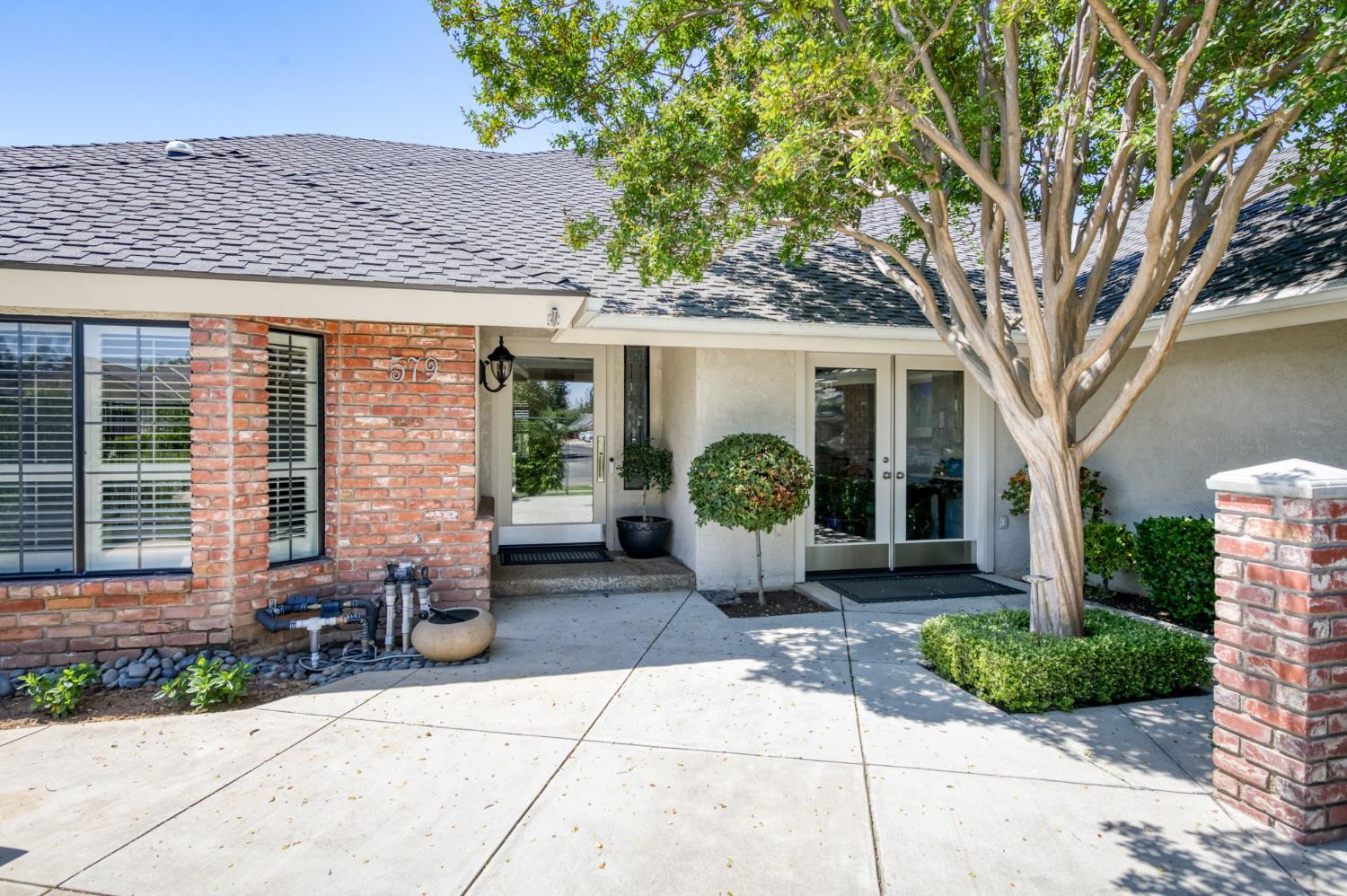 579 E Portland Ave, Fresno, CA 93720