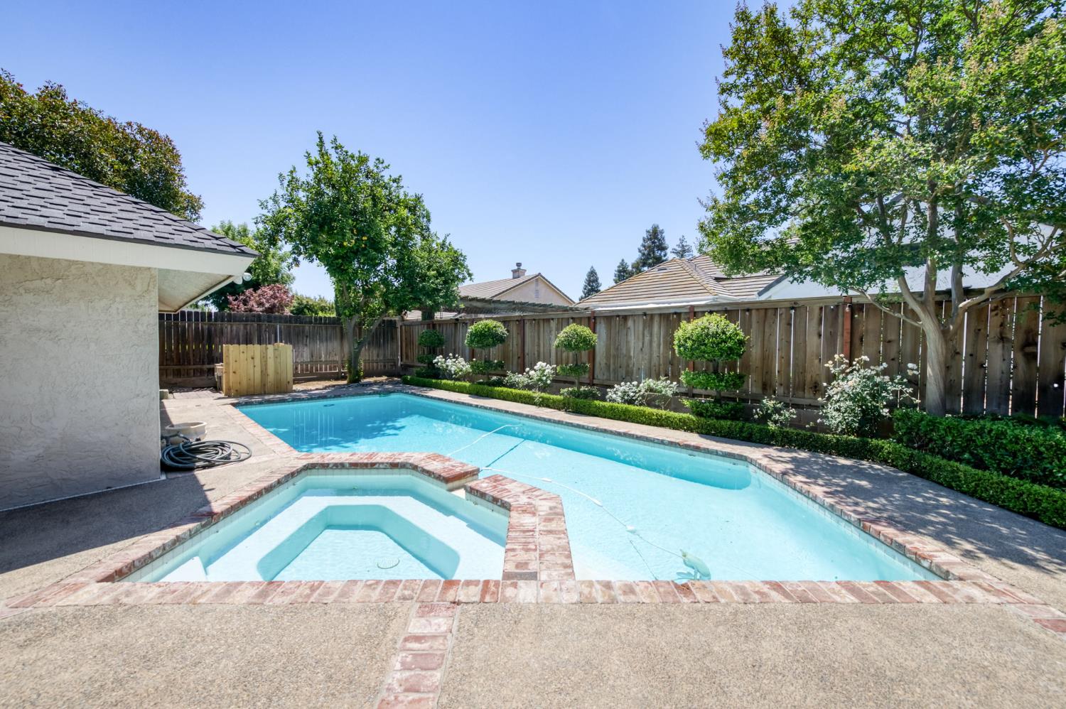 579 E Portland Ave, Fresno, CA 93720