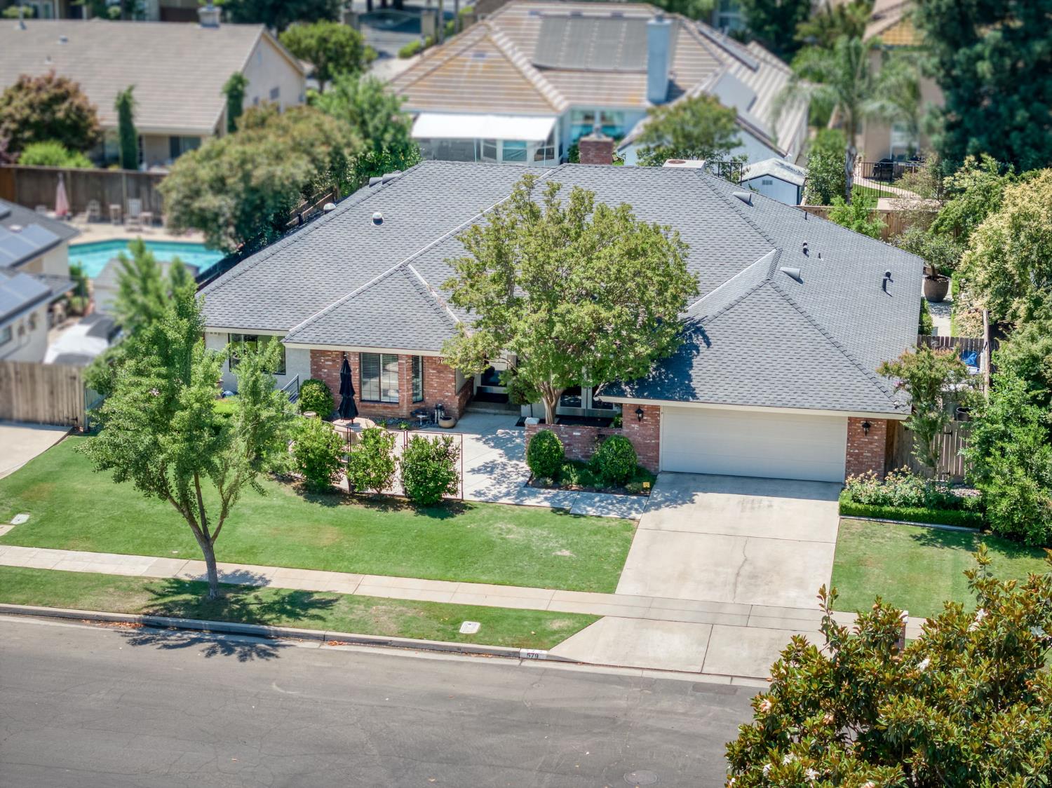 579 E Portland Ave, Fresno, CA 93720