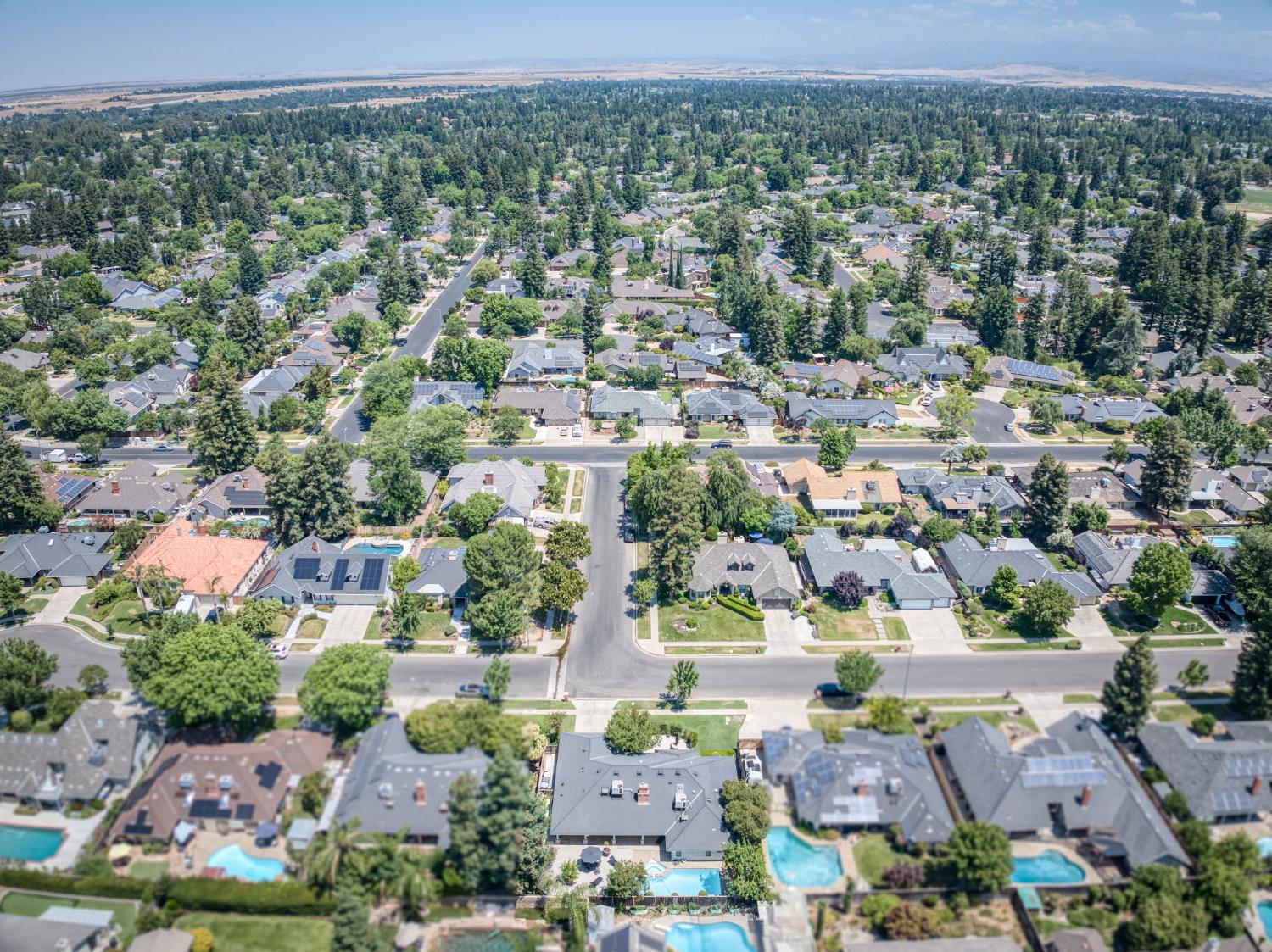 579 E Portland Ave, Fresno, CA 93720