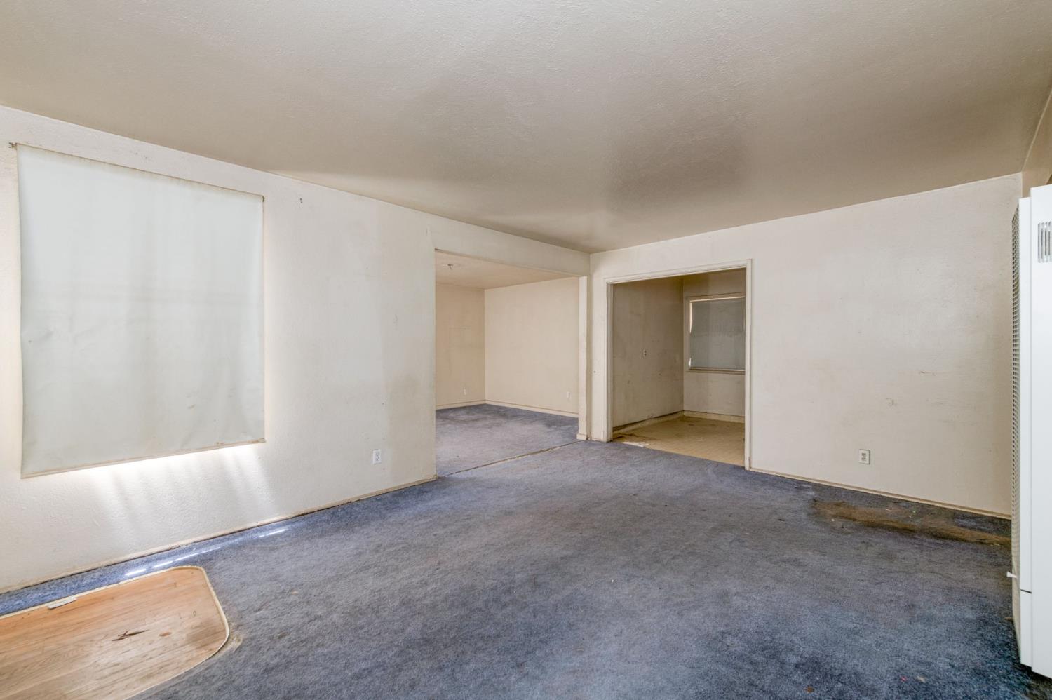 2568 S Lotus Ave, Fresno, CA 93706