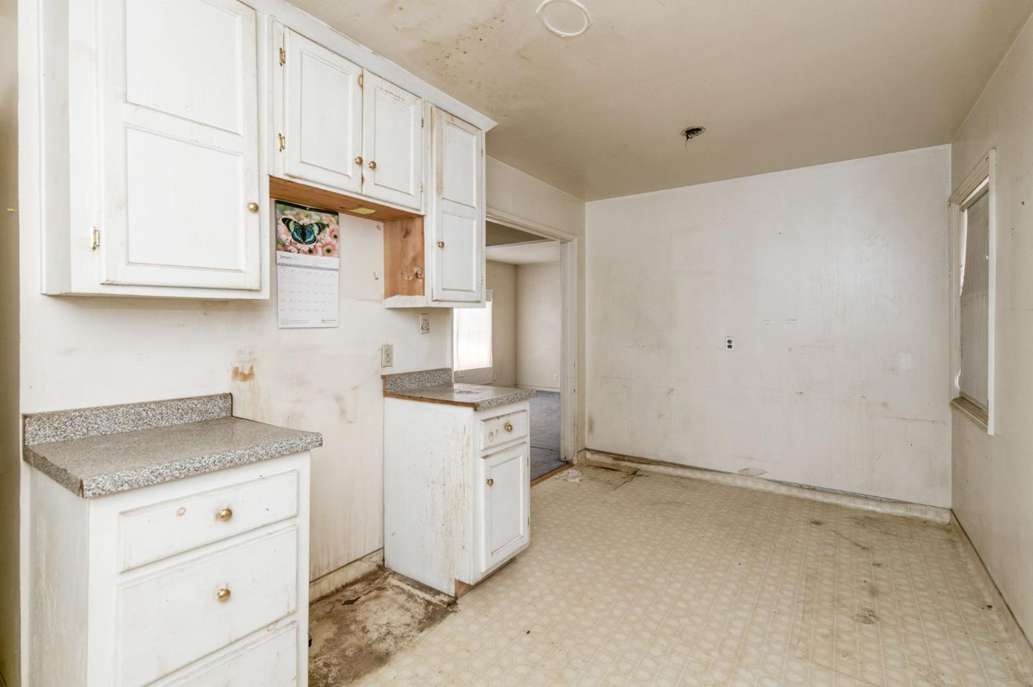 2568 S Lotus Ave, Fresno, CA 93706