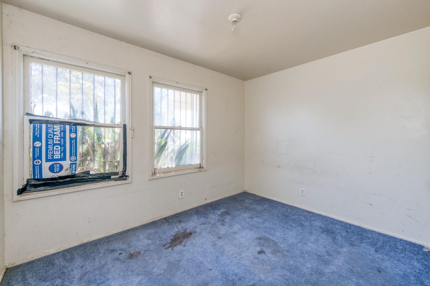 2568 S Lotus Ave, Fresno, CA 93706