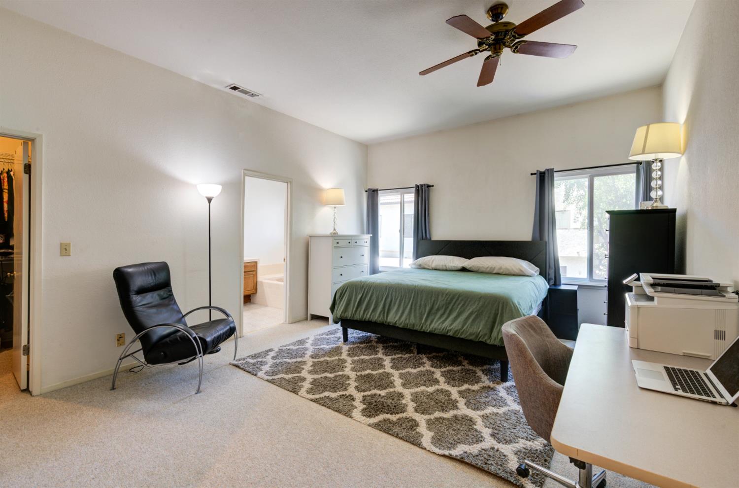 2890 E Huntington Blvd #126, Fresno, CA 93721