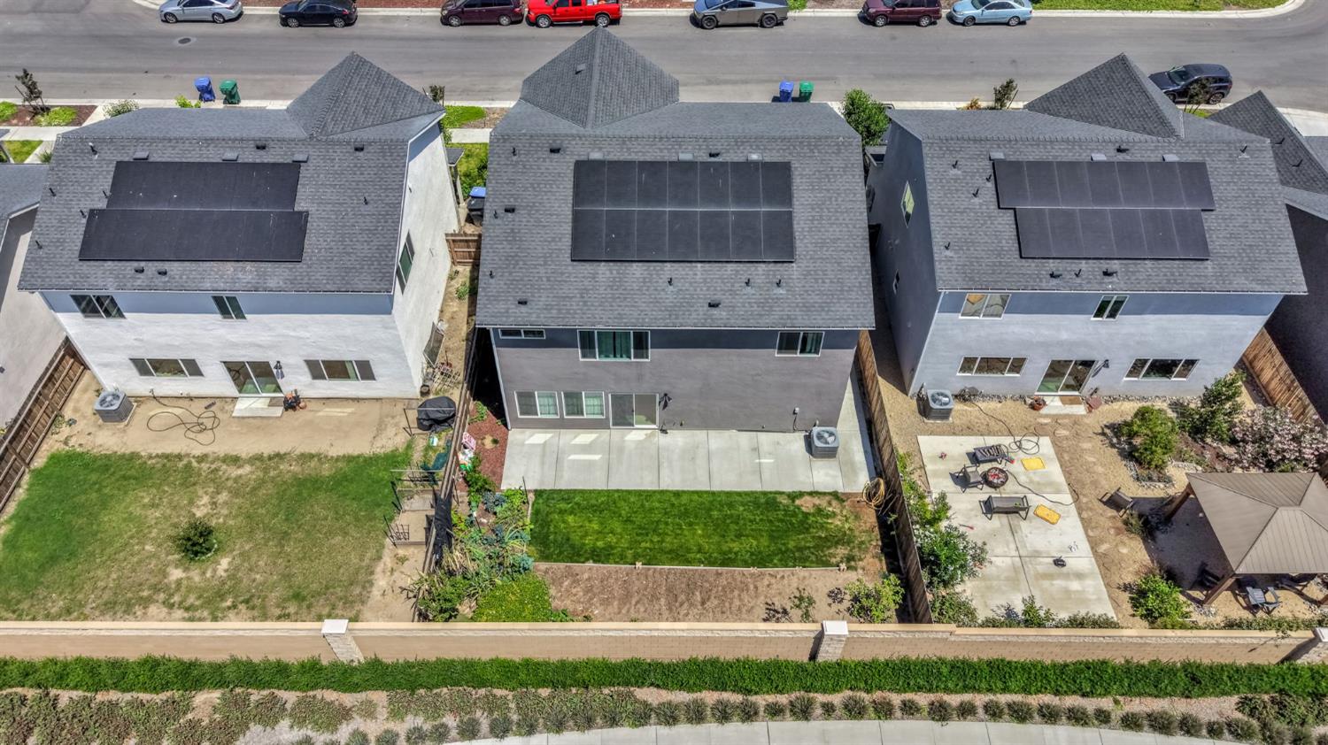 2453 W Claridge Way, Hanford, CA 93230