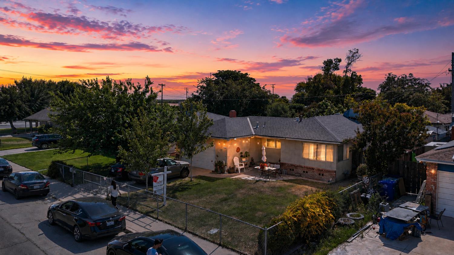 945 S 1St St, Kerman, CA 93630