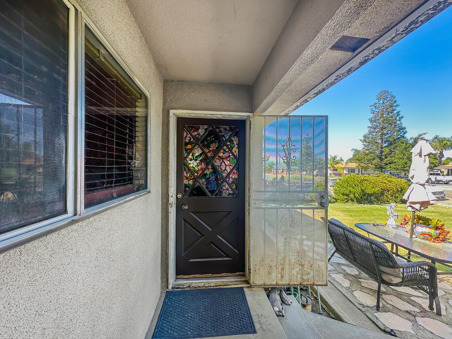 945 S 1St St, Kerman, CA 93630