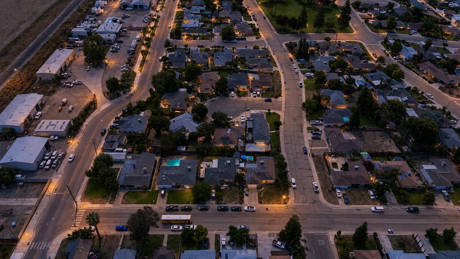 945 S 1St St, Kerman, CA 93630