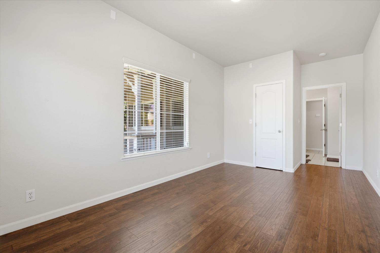 4651 W Morris Ave, Fresno, CA 93722