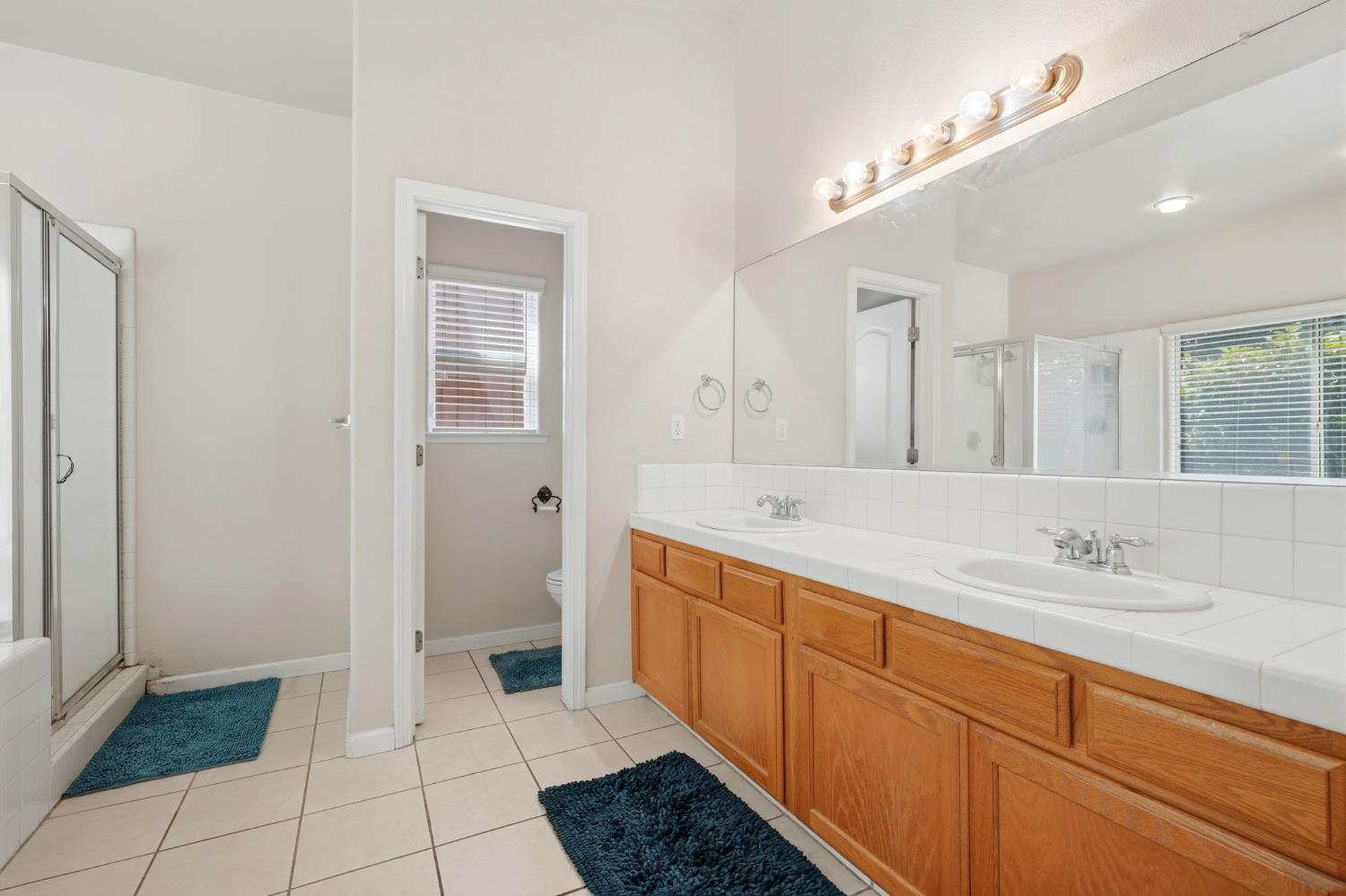 4651 W Morris Ave, Fresno, CA 93722