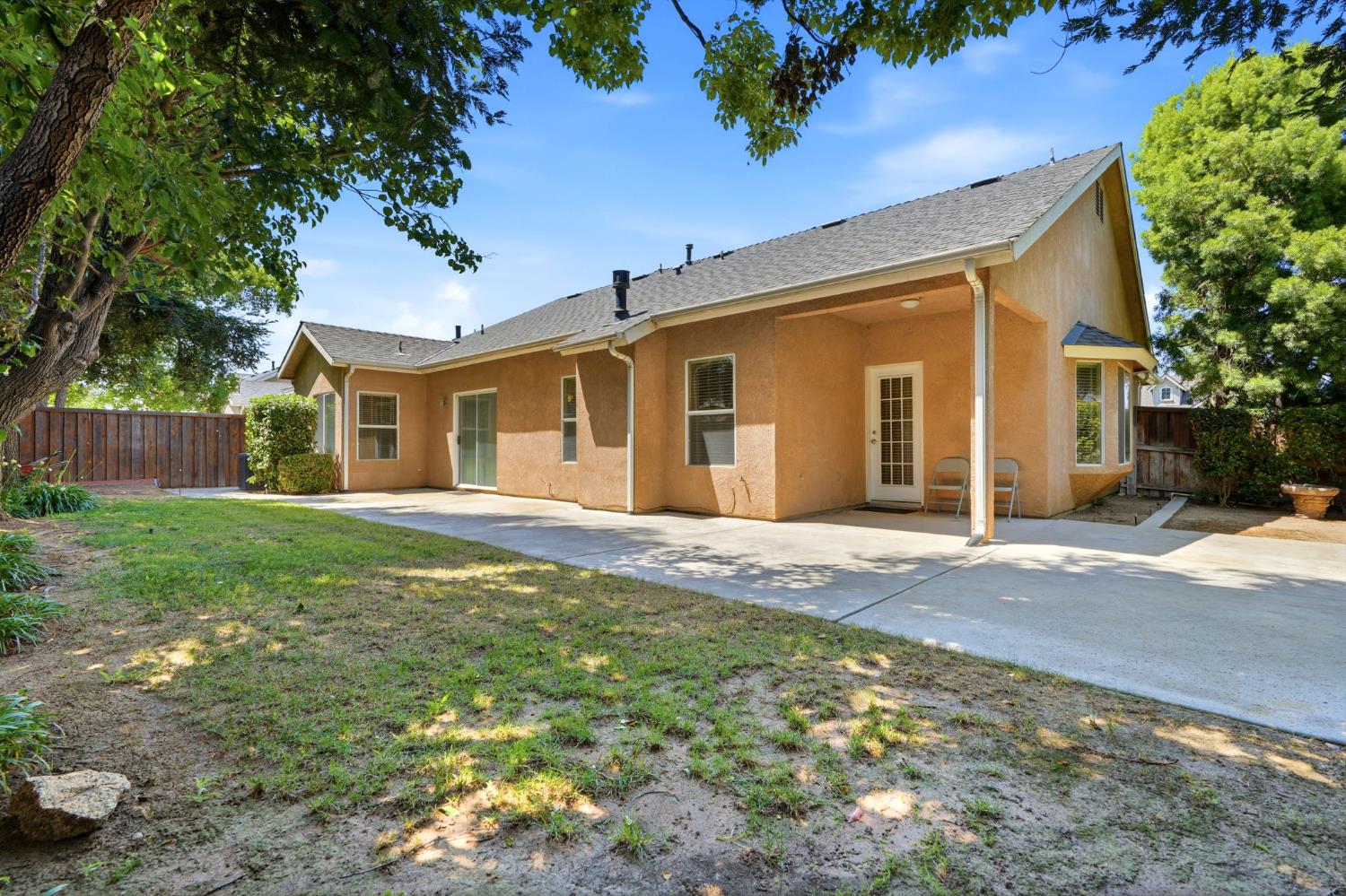 4651 W Morris Ave, Fresno, CA 93722