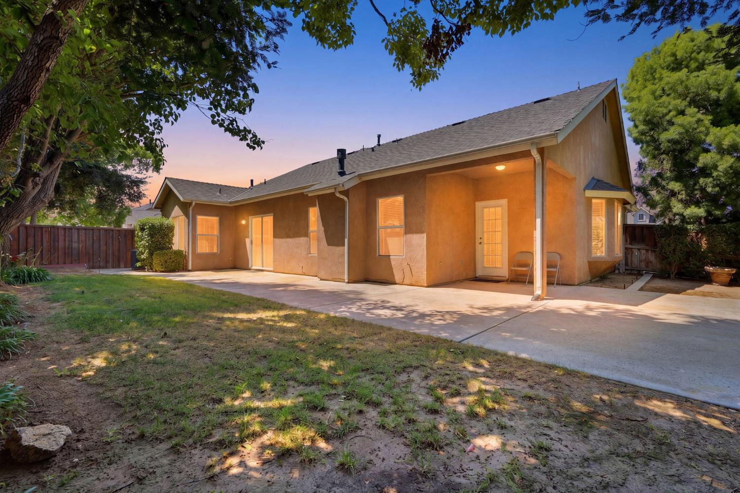 4651 W Morris Ave, Fresno, CA 93722