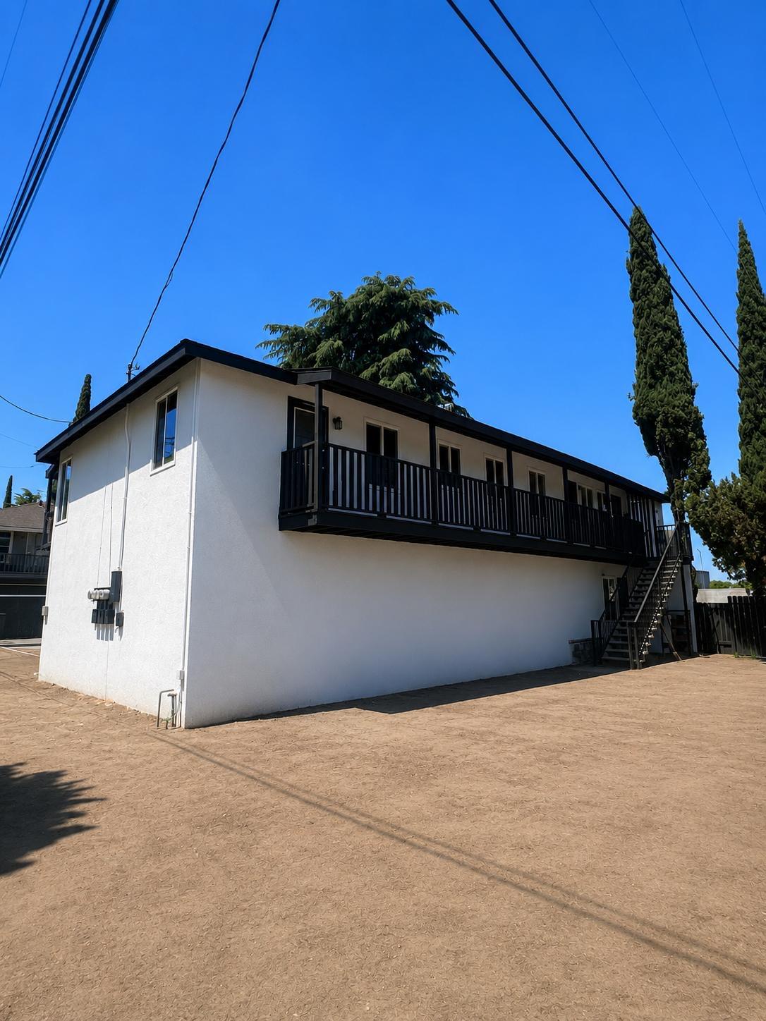 2026 E Hunter Ave, Fresno, CA 93703