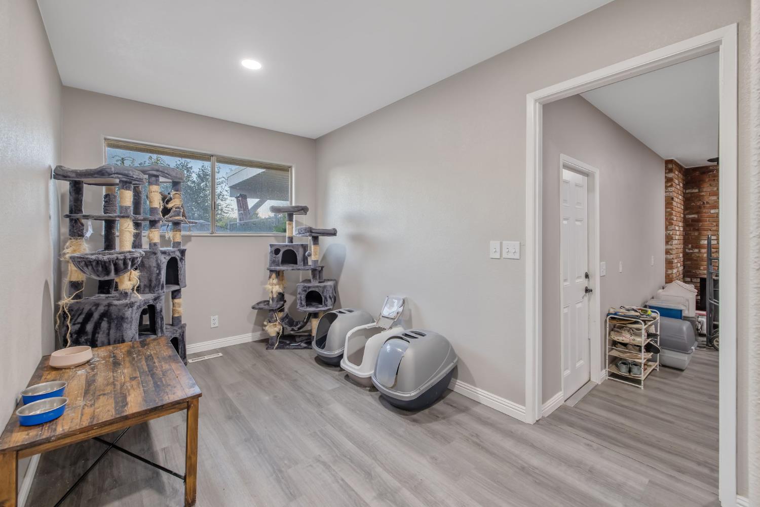 8936 Avenue 396, Dinuba, CA 93618