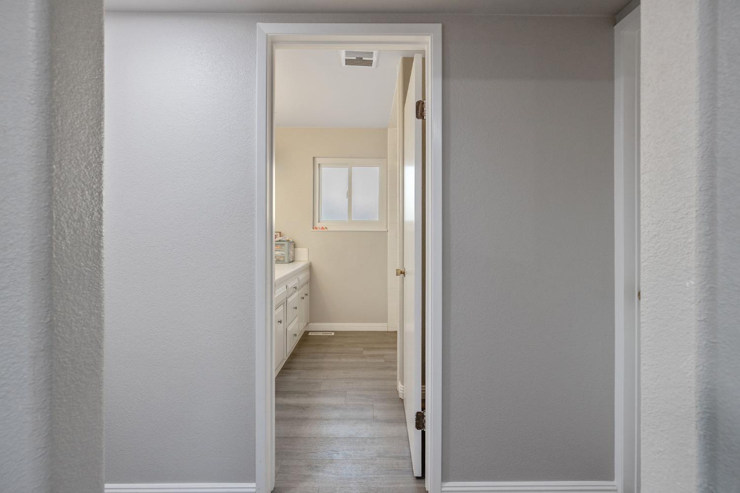 8936 Avenue 396, Dinuba, CA 93618
