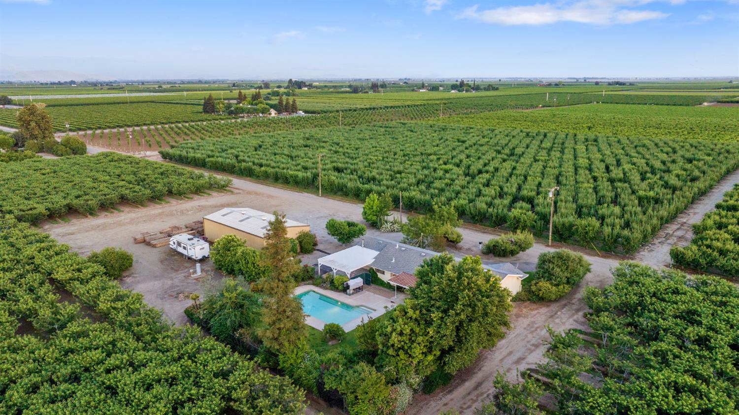 8936 Avenue 396, Dinuba, CA 93618