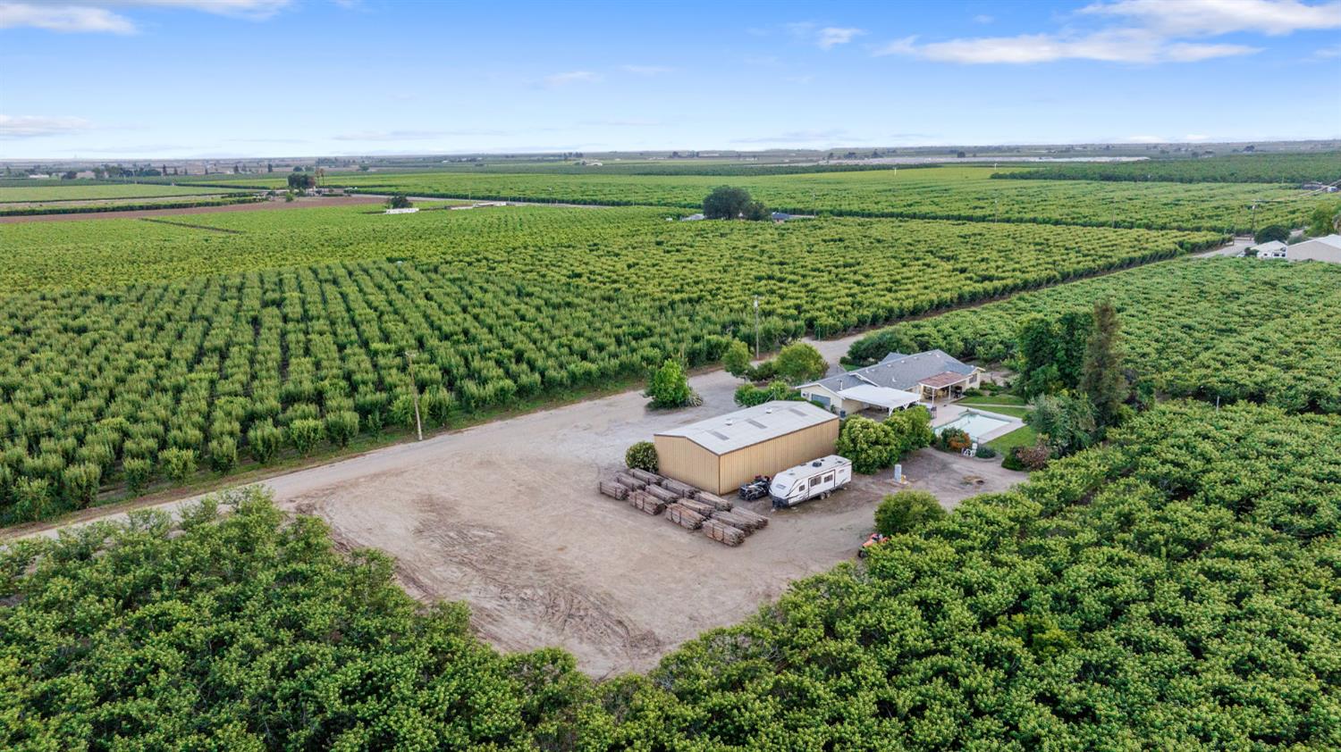 8936 Avenue 396, Dinuba, CA 93618