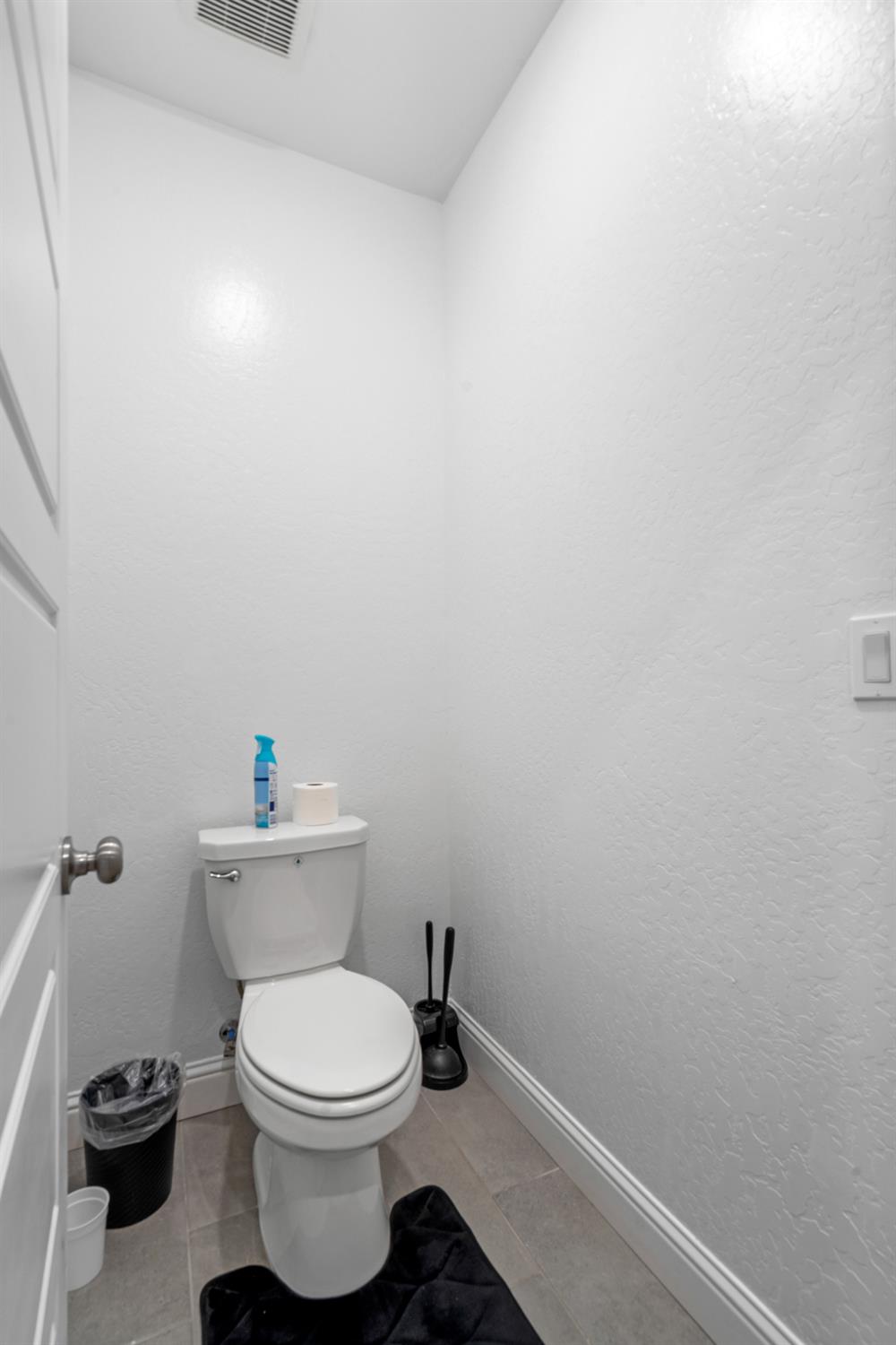 6436 E Ramona Way, Fresno, CA 93727