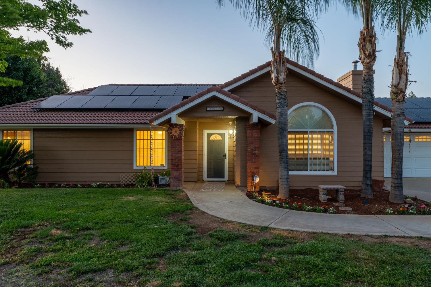10024 E Bullard Ave, Clovis, CA 93619