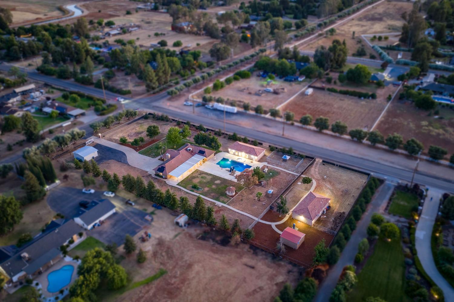 10024 E Bullard Ave, Clovis, CA 93619