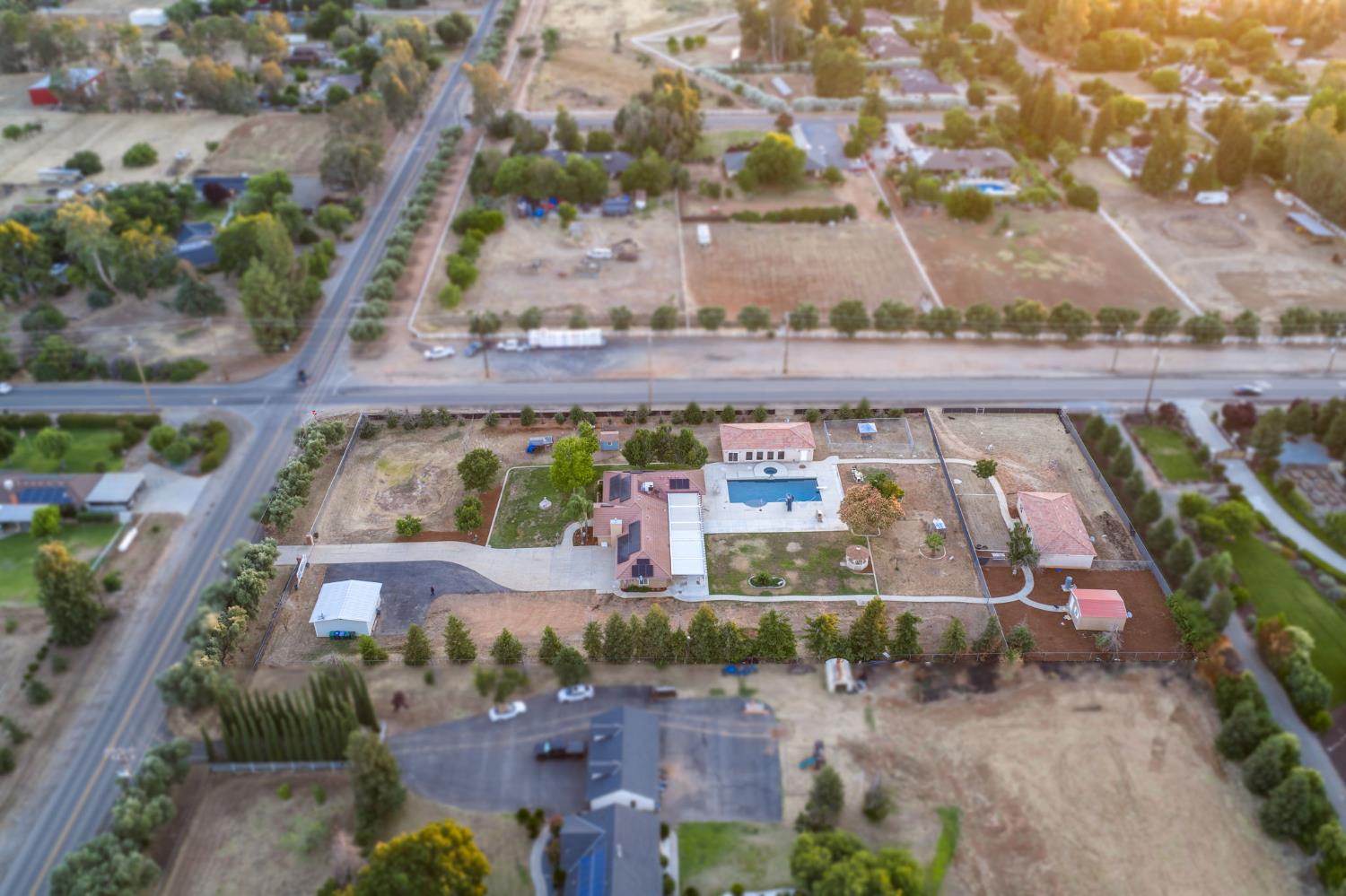 10024 E Bullard Ave, Clovis, CA 93619