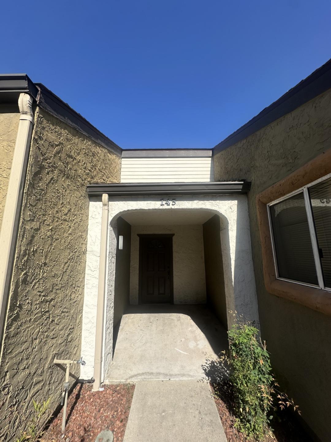 5140 E Kings Canyon Rd E #145, Fresno, CA 93727