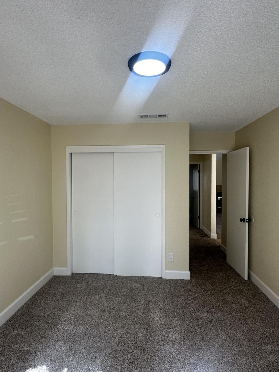5140 E Kings Canyon Rd E #145, Fresno, CA 93727