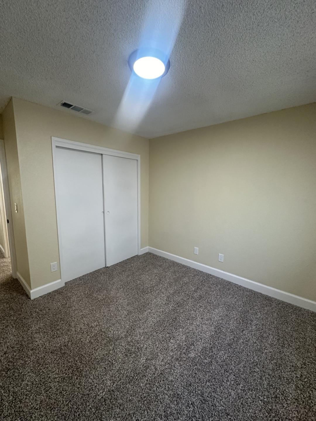 5140 E Kings Canyon Rd E #145, Fresno, CA 93727