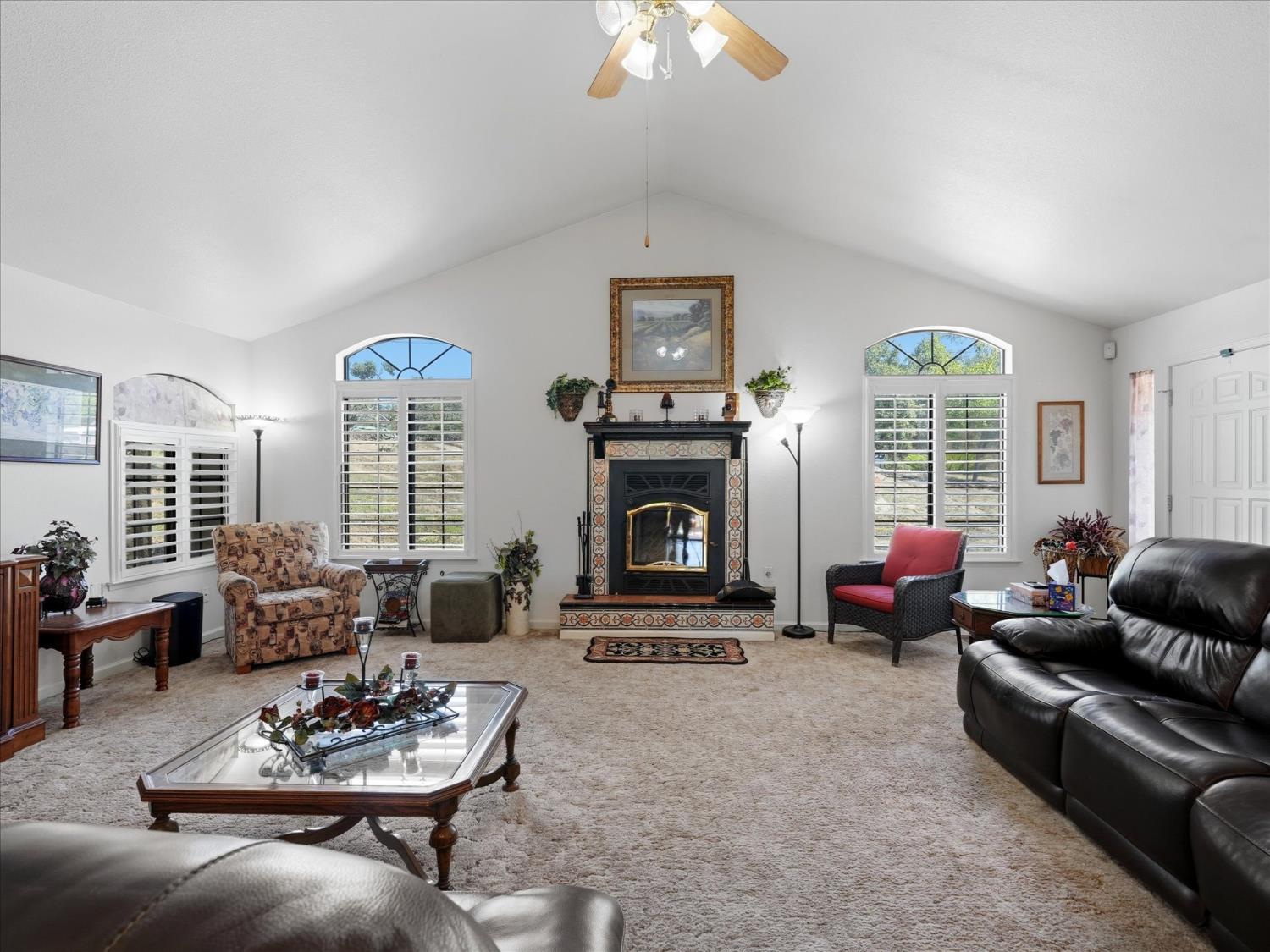 42704 Deep Forest Dr, Coarsegold, CA 93614