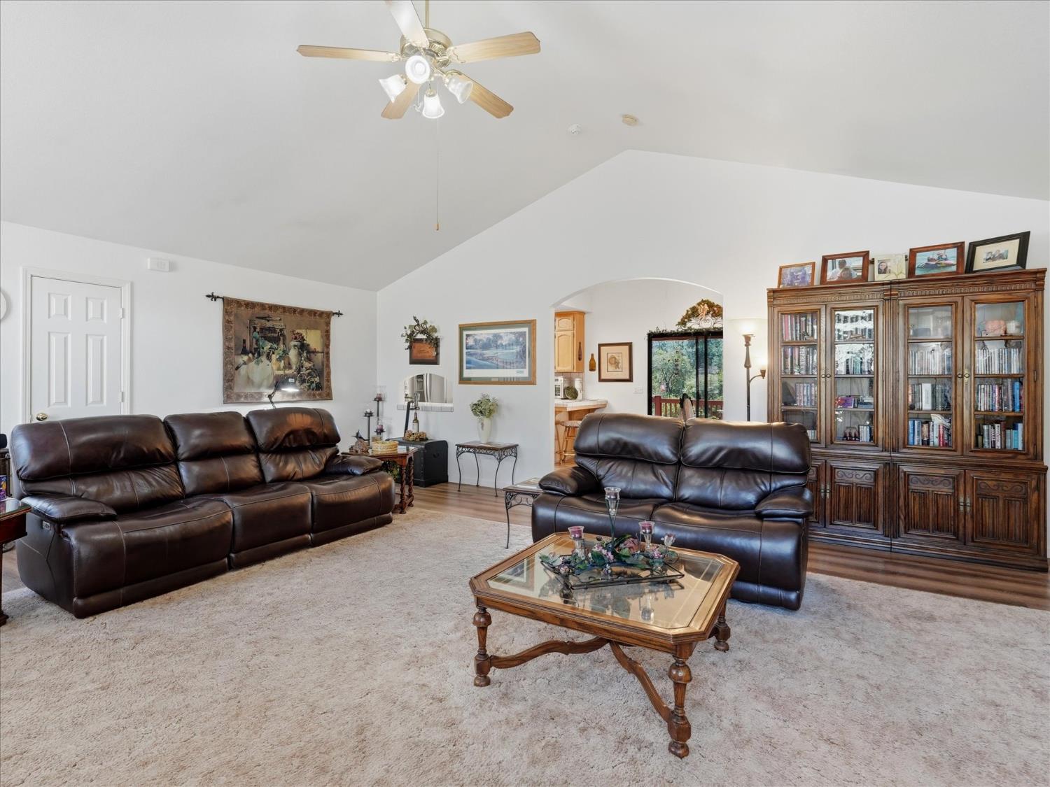 42704 Deep Forest Dr, Coarsegold, CA 93614