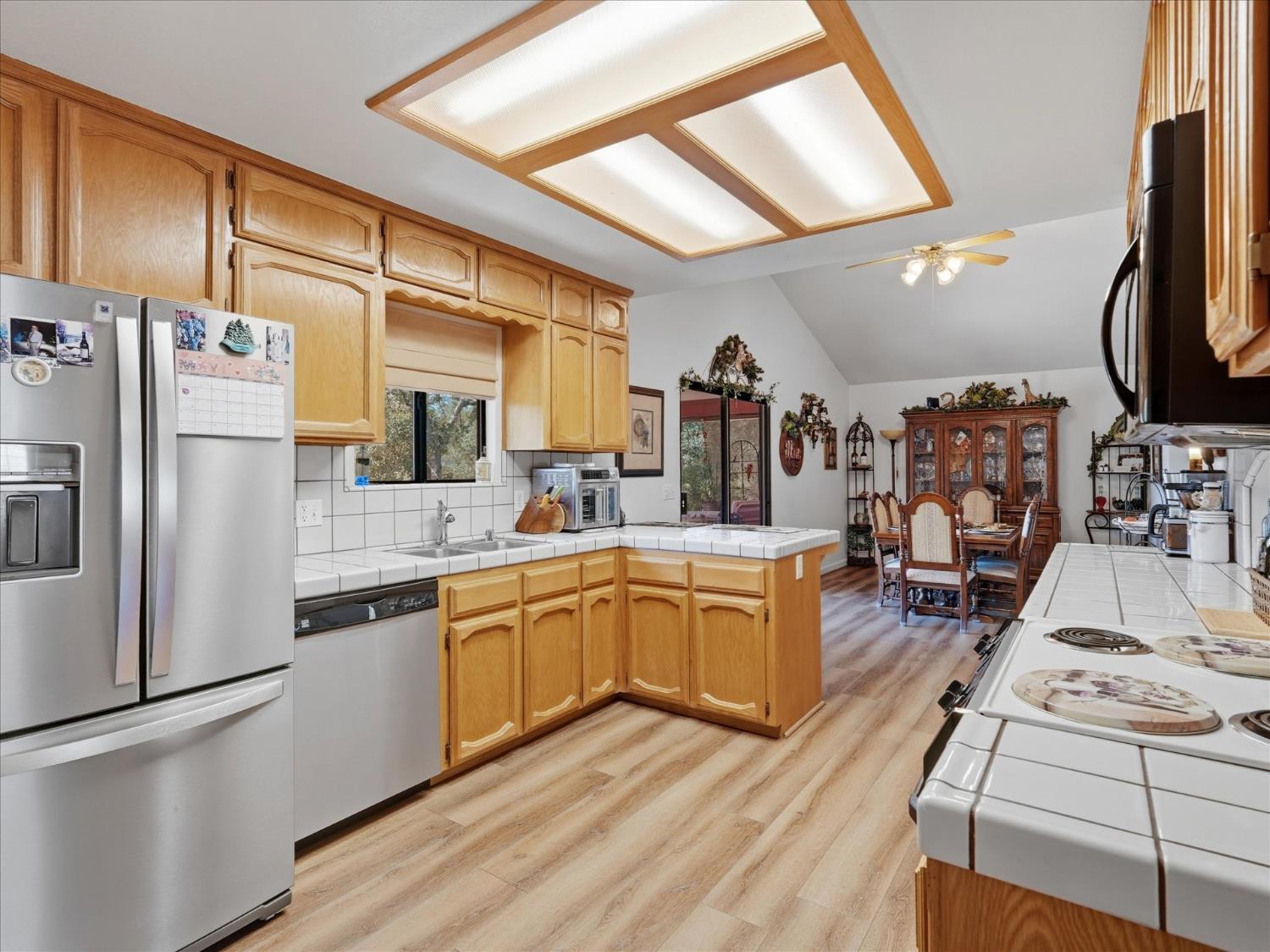 42704 Deep Forest Dr, Coarsegold, CA 93614