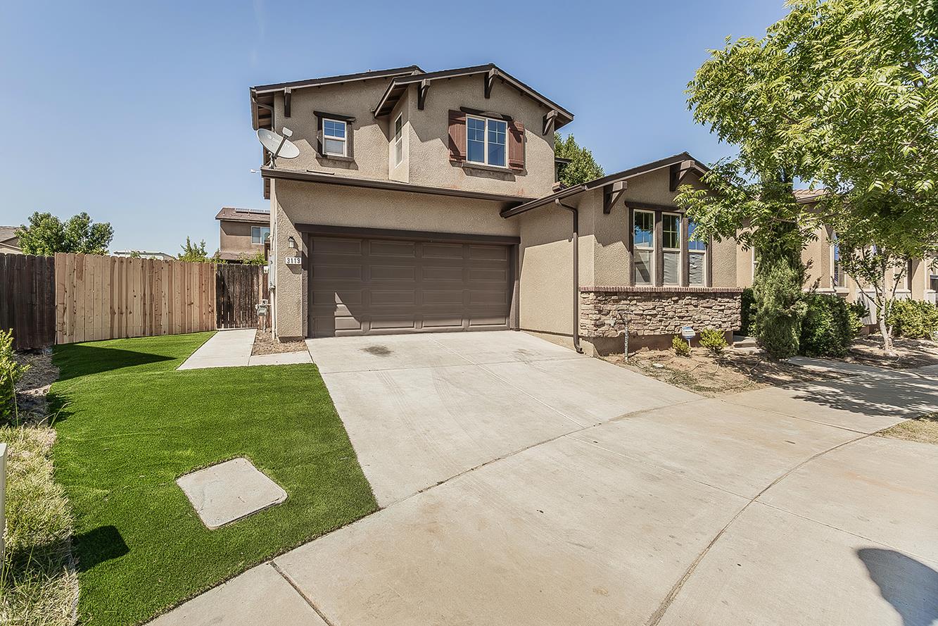 3113 Richert Ave, Clovis, CA 93619