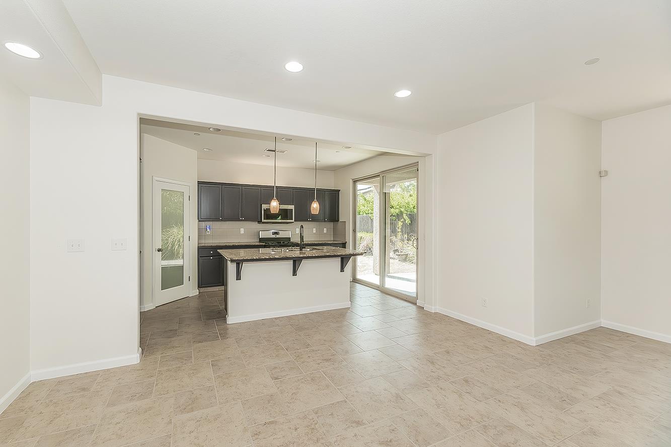 3113 Richert Ave, Clovis, CA 93619