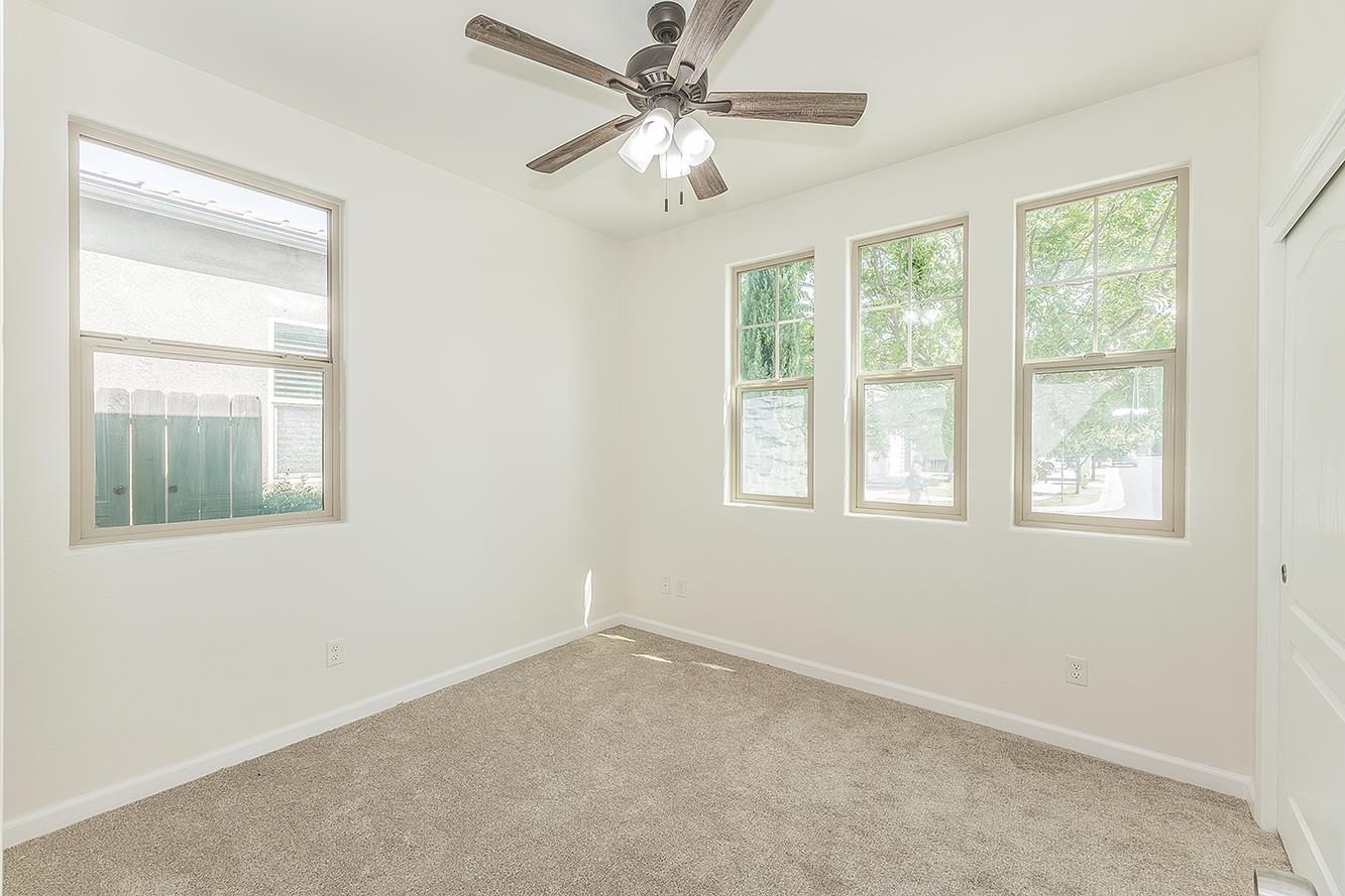 3113 Richert Ave, Clovis, CA 93619