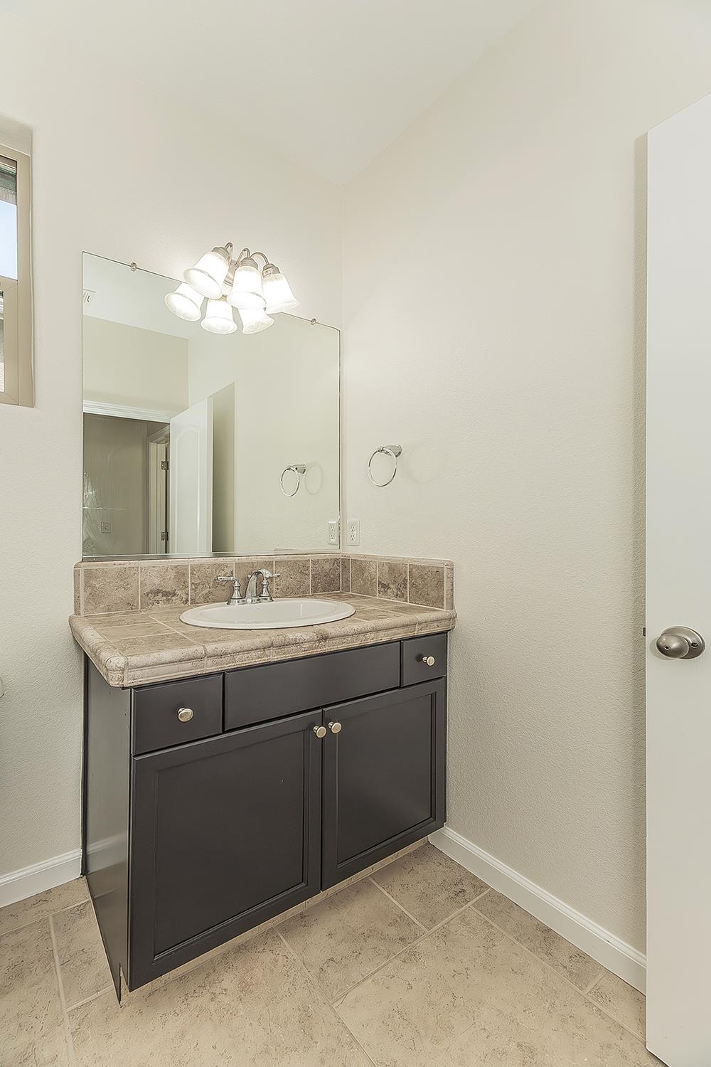 3113 Richert Ave, Clovis, CA 93619