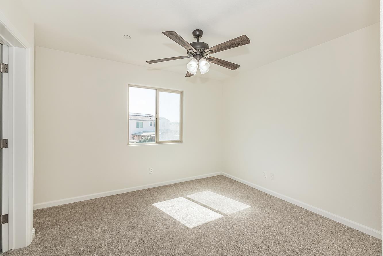 3113 Richert Ave, Clovis, CA 93619